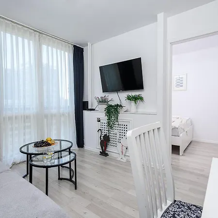Apartment Shortstaypoland Jana Pawla Ii B92 Warsaw