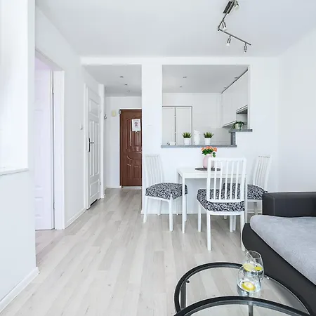 Διαμέρισμα Shortstaypoland Jana Pawla Ii B92 *